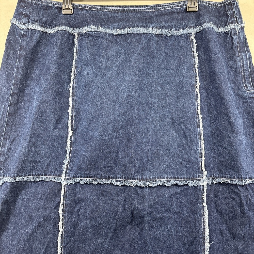 Ashley Stewart Denim Jean Skirt 26W Plus Size Patchwork Raw Hem Zip Detail Y2K - Picture 5 of 14